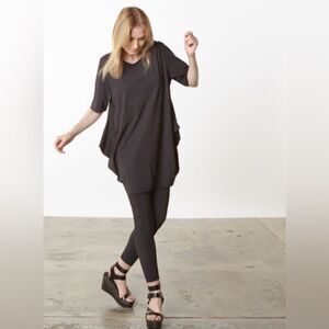 Bryn Walker NWT Women's Size XS Black Conrad Jersey Asymmetrical Tunic Top